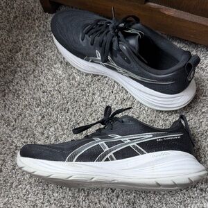 ASICS GEL-Cumulus 27 Black/White Running Shoes